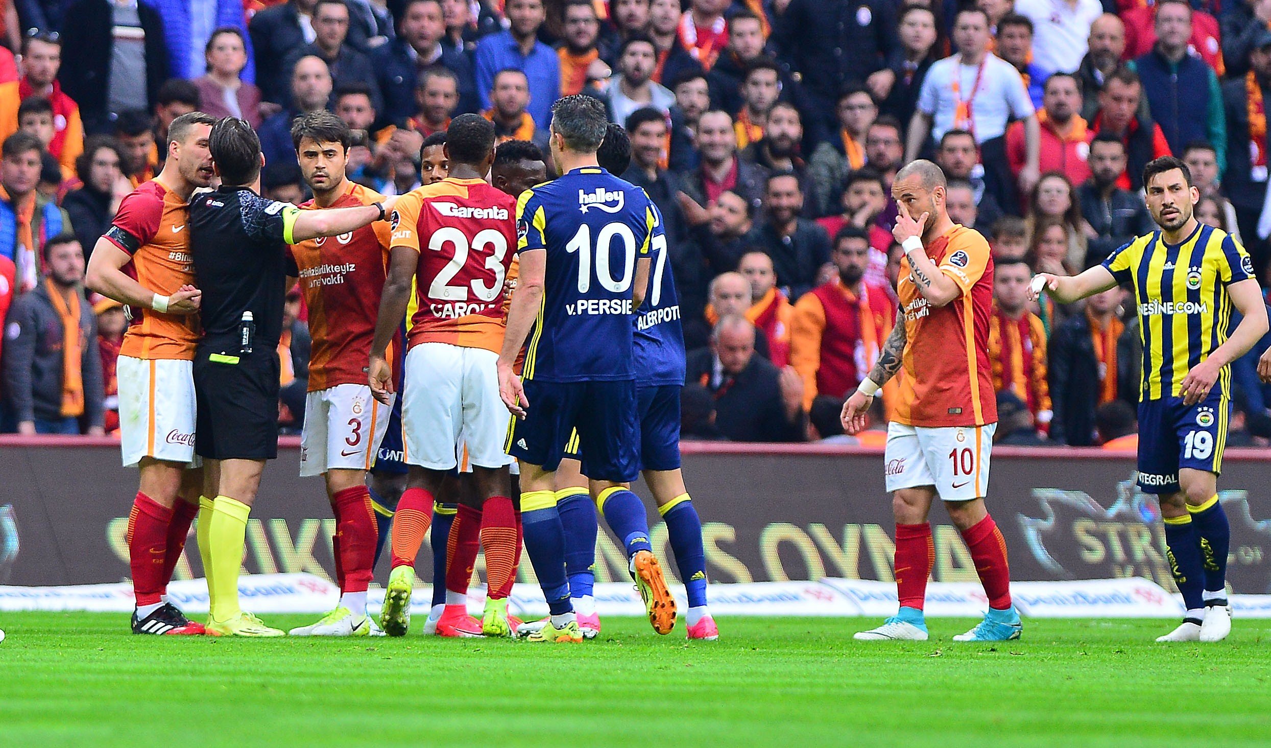 Transferde Galatasaray'dan Fenerbahçe'ye büyük çalım