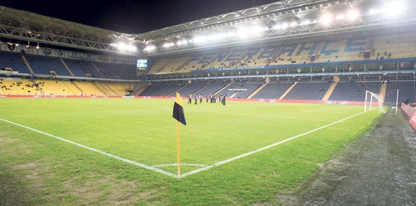 Ülker Stadı’nın zemini değişiyor