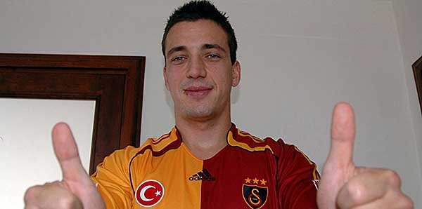 VOLKAN YAMAN - GALATASARAY
