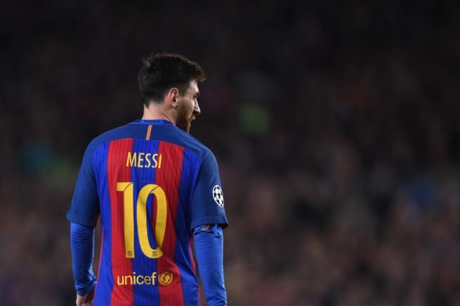 11 - Lionel Messi - 12 Asist (Barcelona)