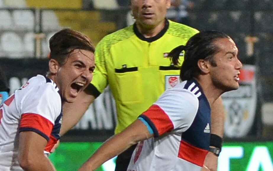 12 ) Altınordu gibi eğitimi ön planda tutan bir kulüpte yer almanız size ne gibi faydalar sağlamakta?