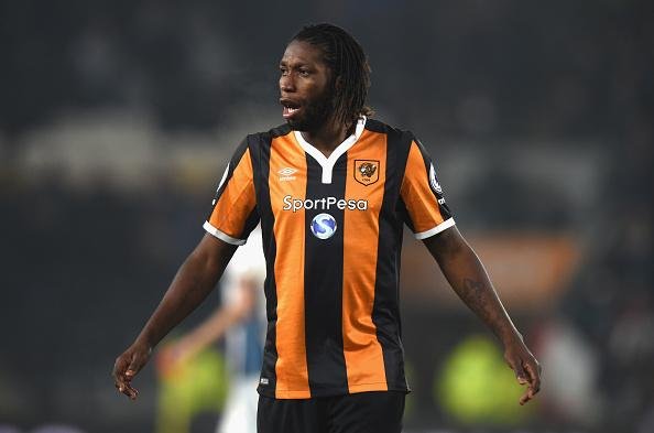 12-Dieumerci Mbokani - Hull City