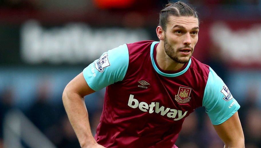 15-Andy Carroll 35 milyon Sterlin