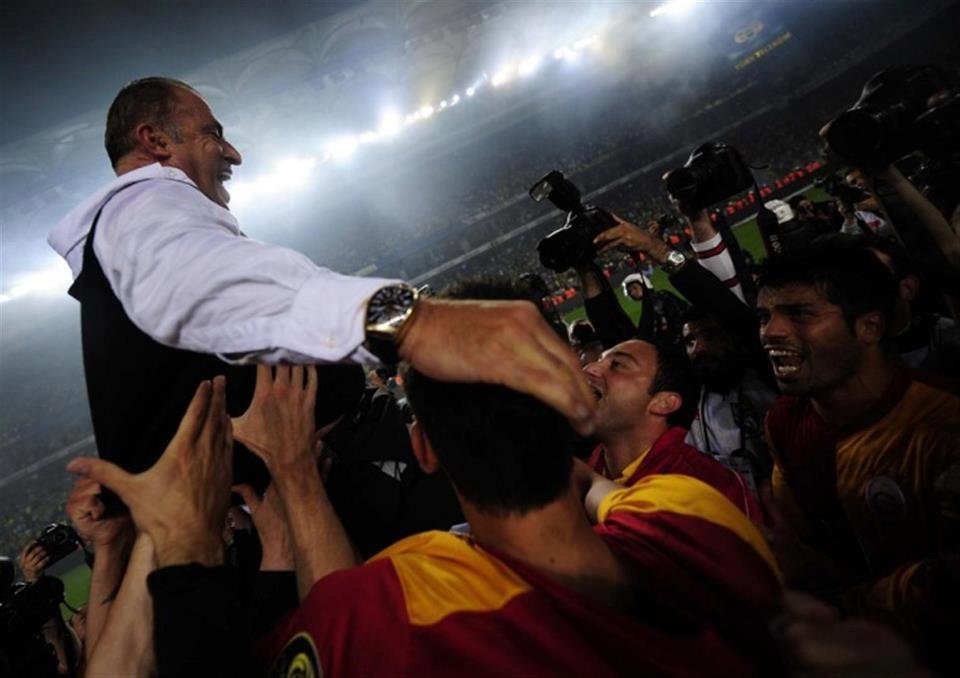 2011 - 2012 Şampiyon Galatasaray - Teknik Direktör Fatih Terim