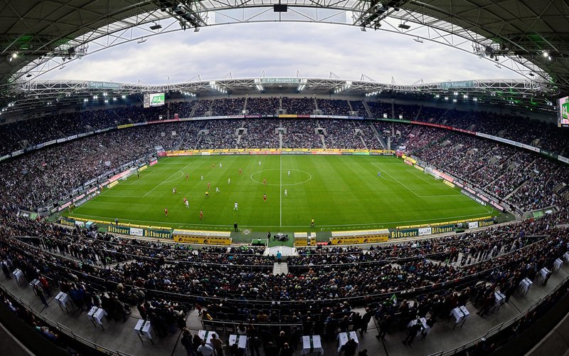 4	Stadion im Borussia-Park	44.073