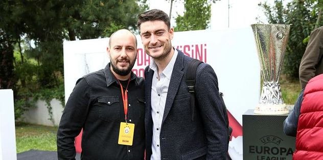 Riera ikiletmedi