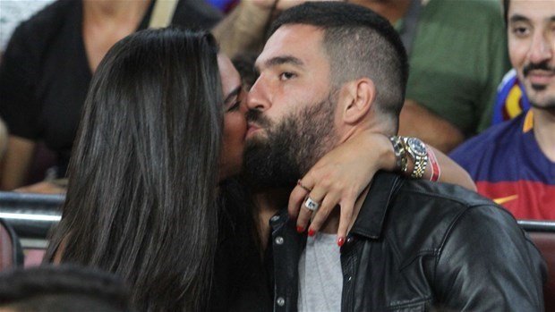  Arda Turan'dan Aslıhan Doğan'a yasak!