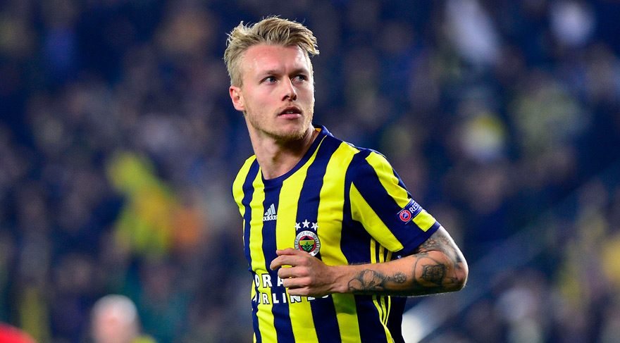 Fenerbahçe'de Simon Kjaer kararı