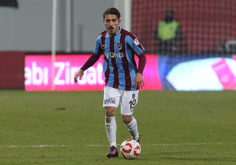 Abdulkadir Ömür (Orta saha)