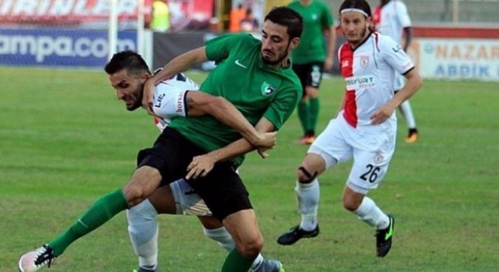 Alper Babacan (Sağ bek)