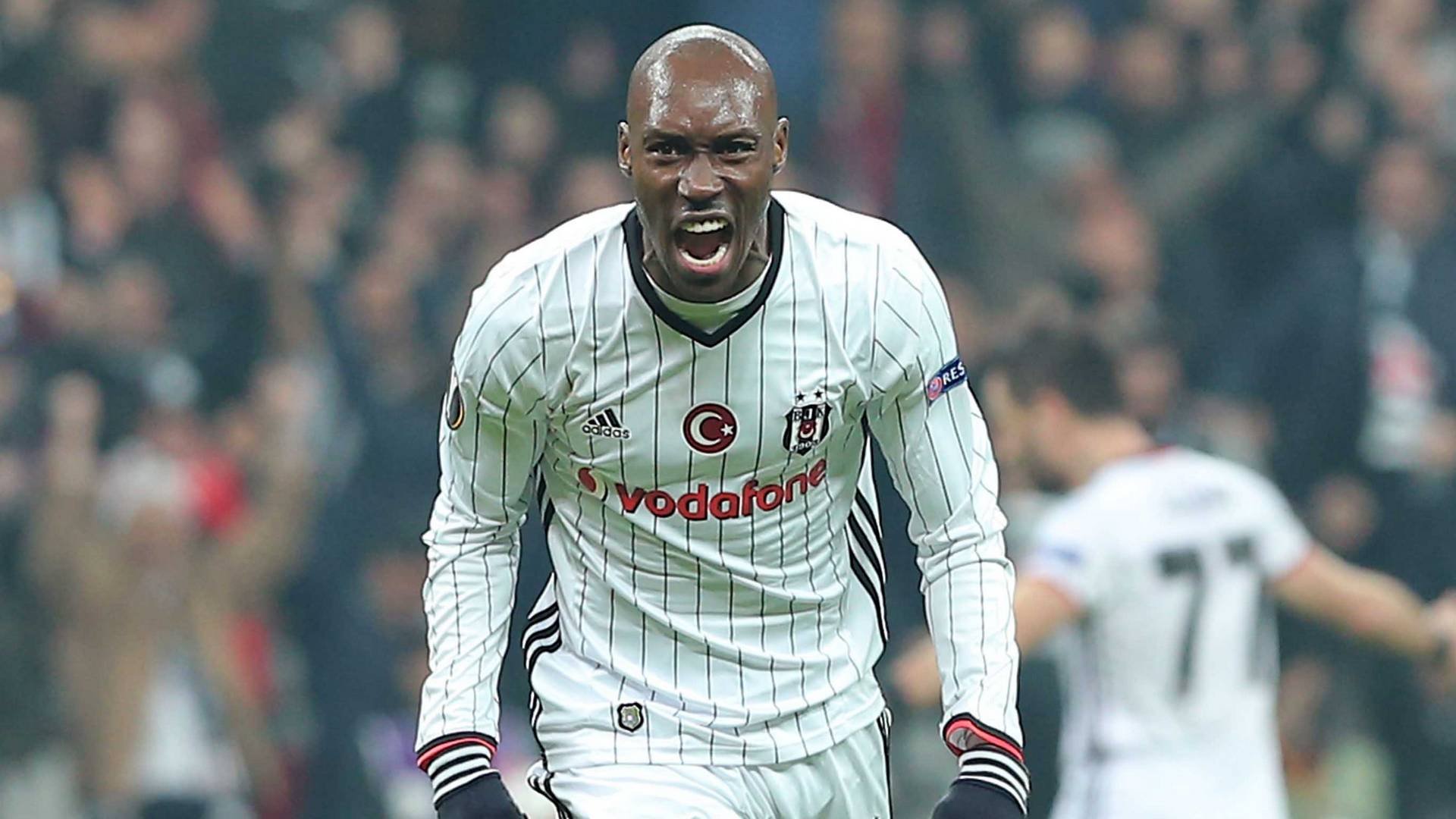 Atiba Hutchinson’dan transfer açıklaması!