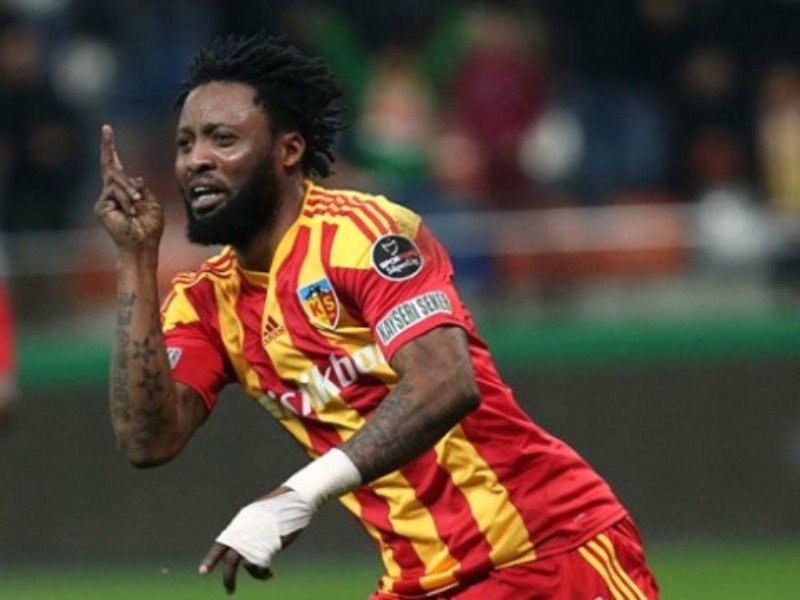 Raheem Lawal - 3 gol