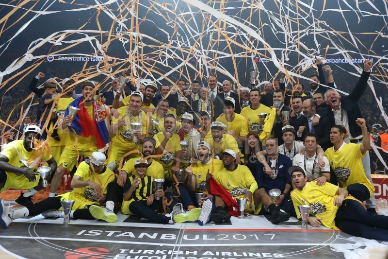 'Barcelona'dan Fenerbahçe'ye tebrik mesajı