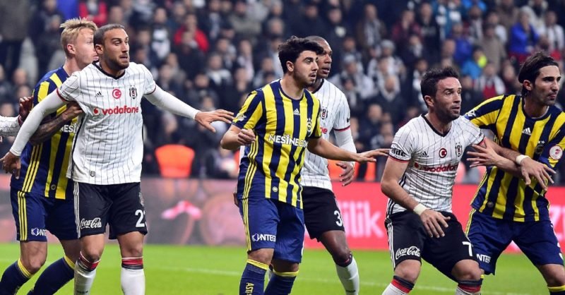 Beşiktaş ve Fenerbahçeli yöneticilerden dostluk mesajı