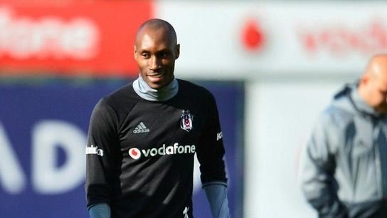 Beşiktaş’ta Atiba belirsizliği sürüyor