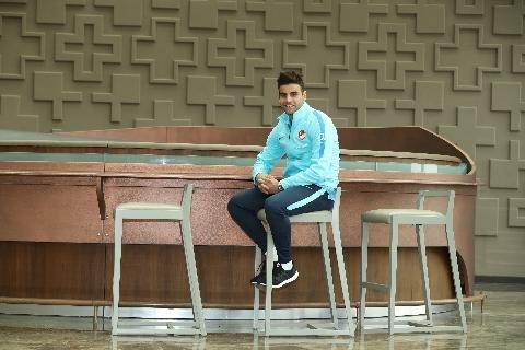 Türk futbolunda Hamit-Halil Altıntop, Bülent-Mert Korkmaz gibi kardeş oyuncuları gördük. Sence üç kardeşi bir arada görür müyüz?