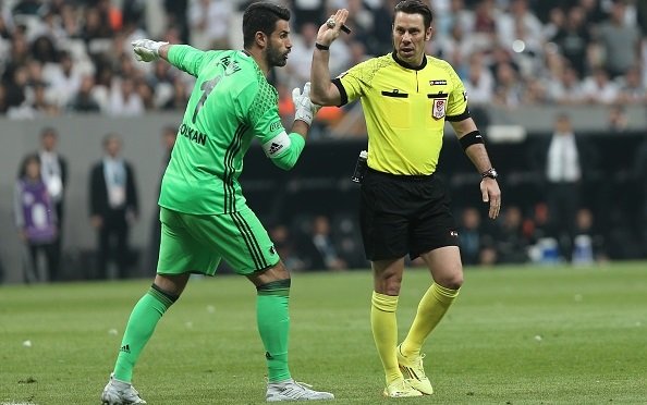 Derbinin hakemi Fırat Aydınus ile ilgili yorumlar