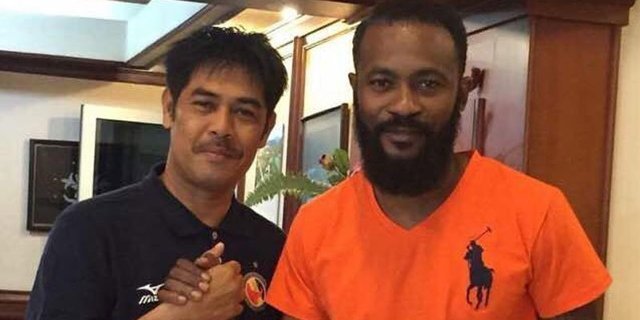 Didier Zokora - Yaşı: 37 - Takımı: Semen Padang (Hindistan)