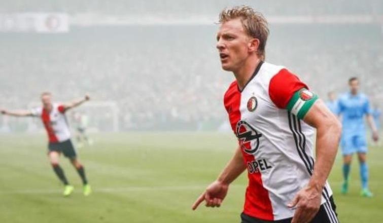 Dirk Kuyt, ayağının tozuyla Türkiye’ye dönüyor
