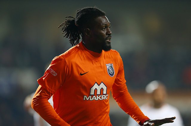 Emmanuel Adebayor: 'Kollarımda can verdi'