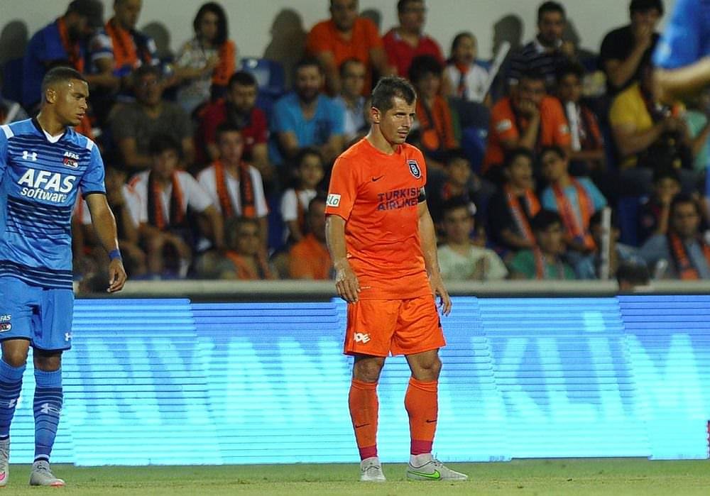 'Emre Belözoğlu'ndan canlı yayında Fenerbahçe transfer açıklaması