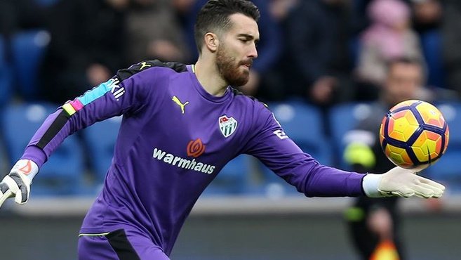 Fenerbahçe, Harun Tekin’i renklerine bağlıyor