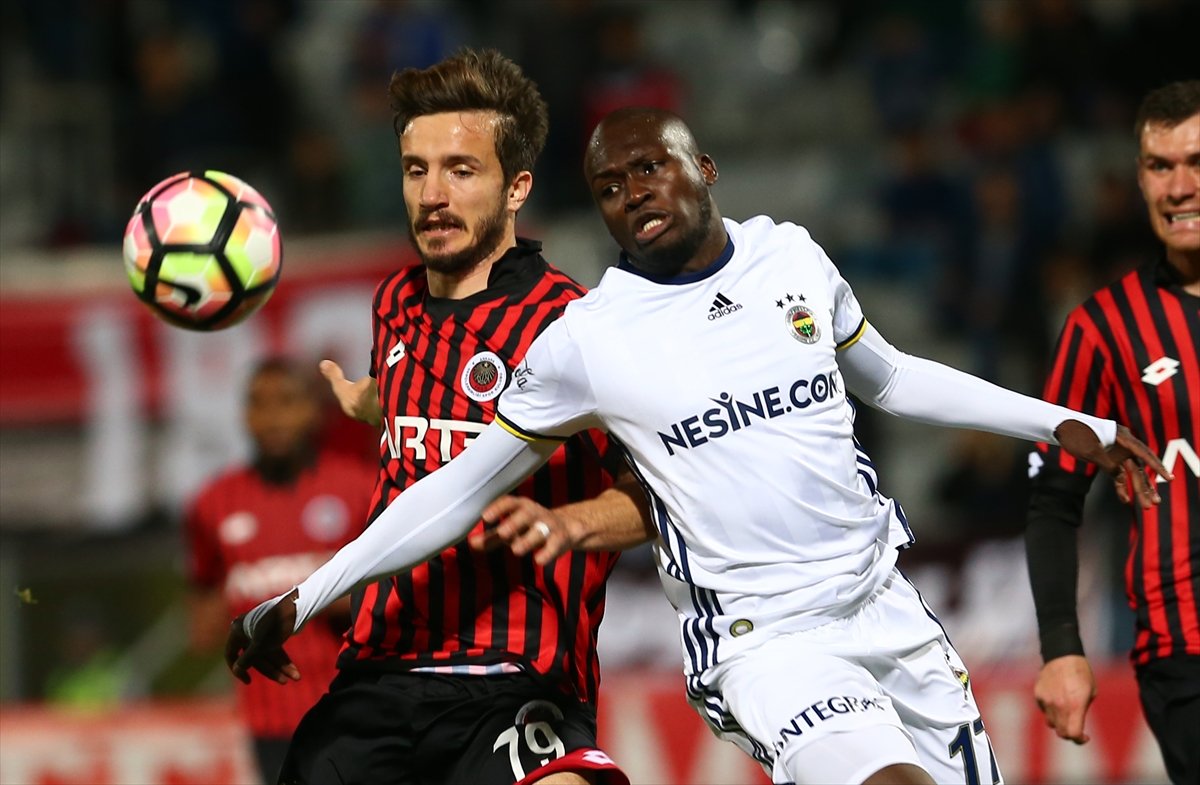 'Fenerbahçe'de Moussa Sow'dan transfer açıklaması