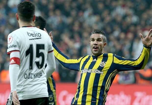 Fenerbahçe’de Van Persie ile yollar ayrılıyor! Tek şart...