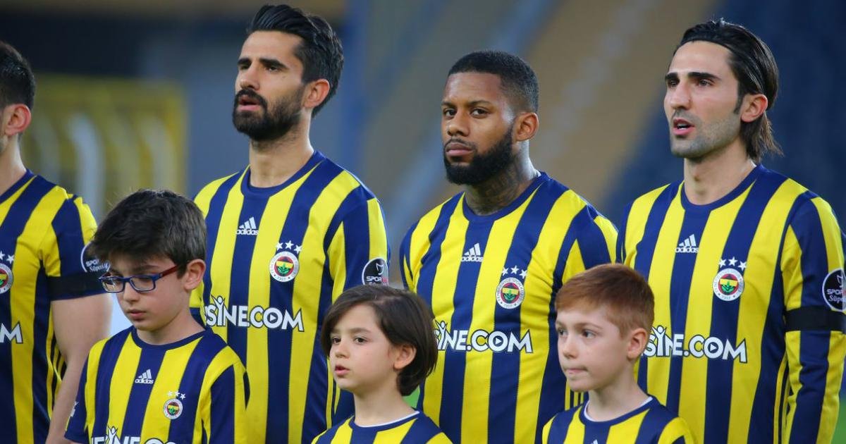 'Fenerbahçe'ye Fransa'dan 2 Afrikalı