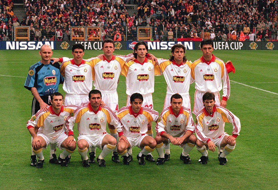 'Galatasaray için atılan tarihi 17 Mayıs 2000 manşetleri
