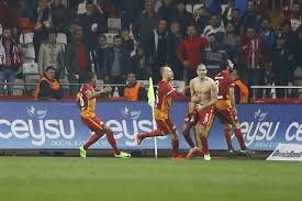 Galatasaray milli yıldızı kiralıyor