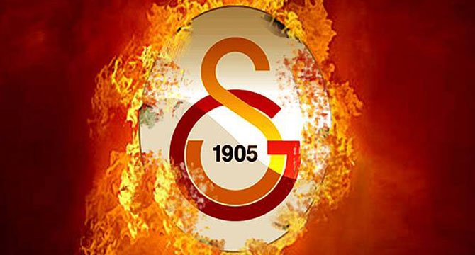 Galatasaray'a flaş haber! Transfer elden gidiyor