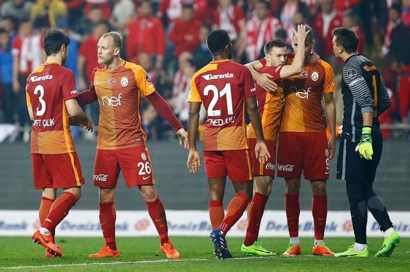 Galatasaray'a İtalya'dan 2 yıldız