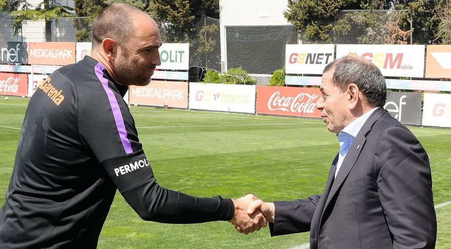 Galatasaray’da 4 ismin bileti kesildi!