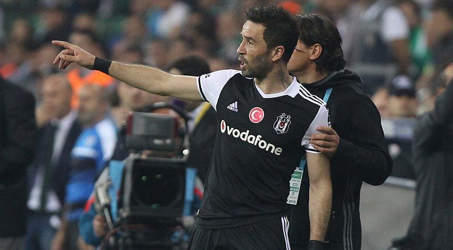 Gökhan Gönül’e Bursa’da büyük şok!