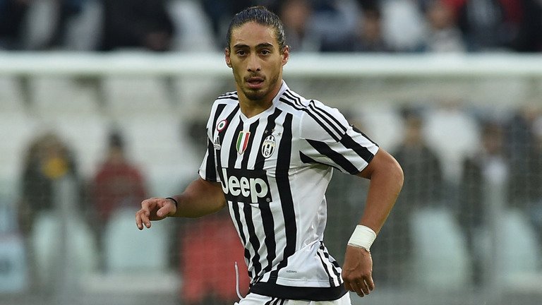 Martín Caceres - Piyasa değeri: 4 milyon euro