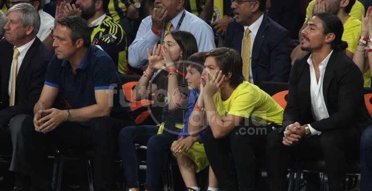 'Nusret dev finali Ali Koç ile izledi