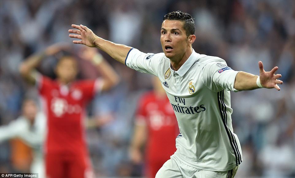 Ronaldo - 4 gol