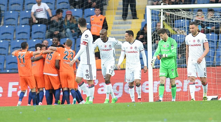 Savunamıyorlar ama gol atıyorlar