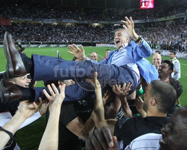 'Şenol Güneş'ten geleceğiyle ilgili açıklama