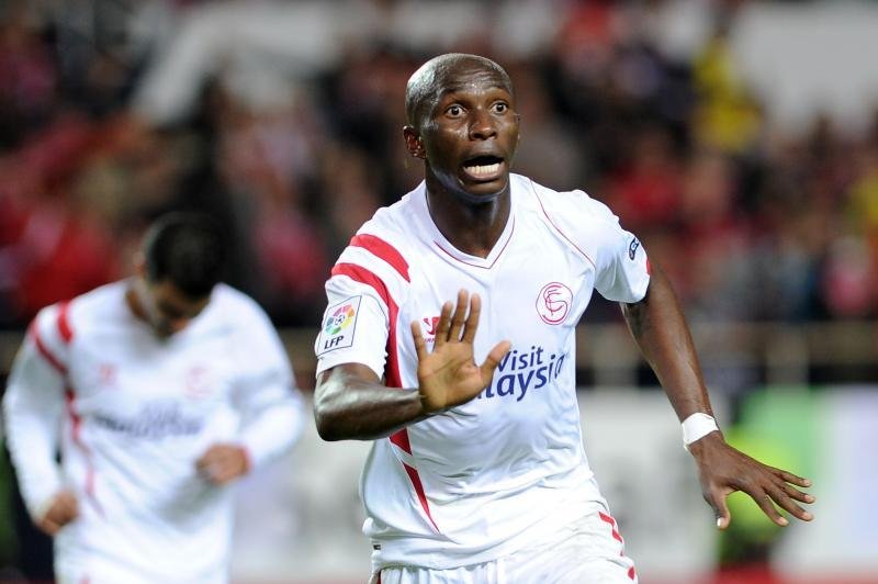 Stephane Mbia Avrupa’ya geri dönüyor