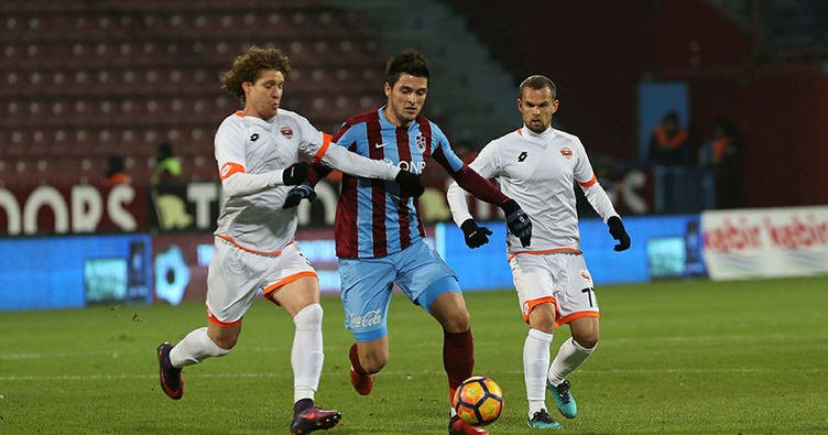 Trabzonspor ile Adanaspor 38. randevuda