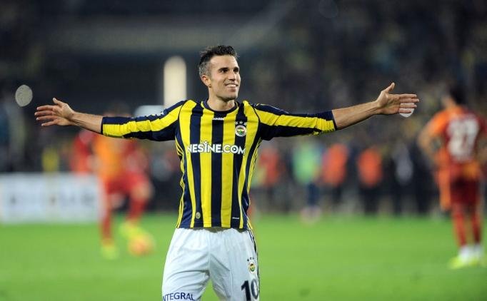 Van Persie: 5,5 milyon Euro