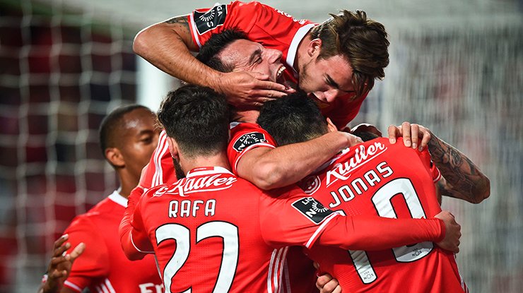 10-) Benfica
