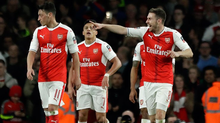 11-) Arsenal