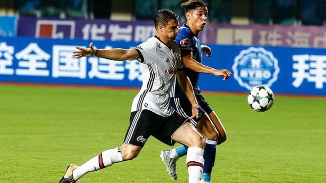 4.2 milyon Euro verilmişti! Mitrovic gönderilecek mi?