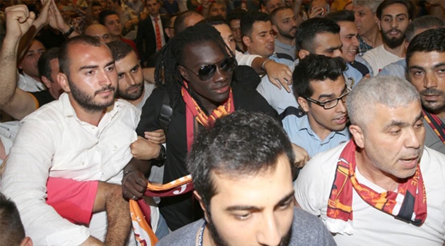 6. Bafétimbi Gomis Galatasaray (2017)