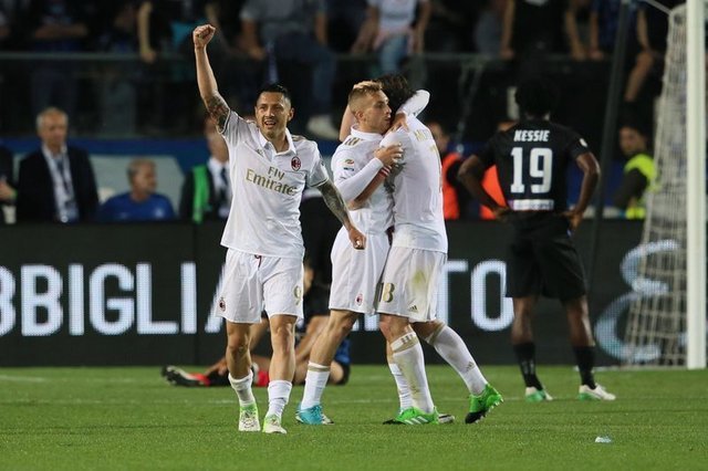 6. Milan - 249 milyon euro