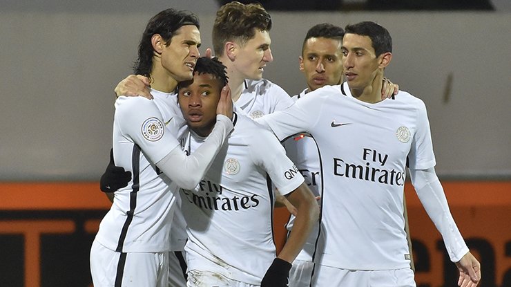 7-) Paris Saint Germain