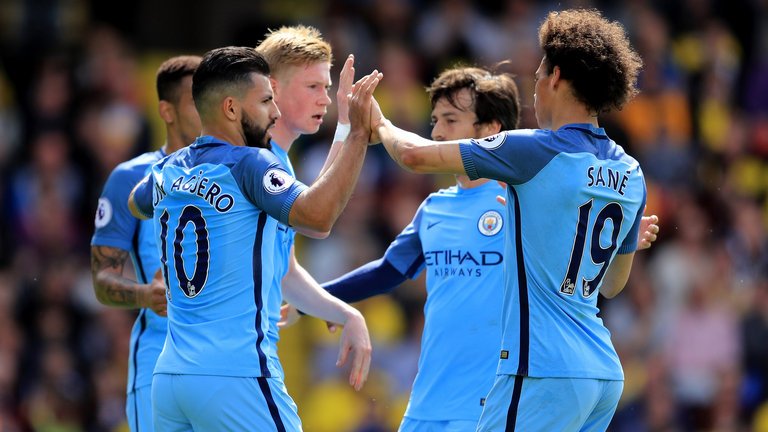 9- MANCHESTER CİTY